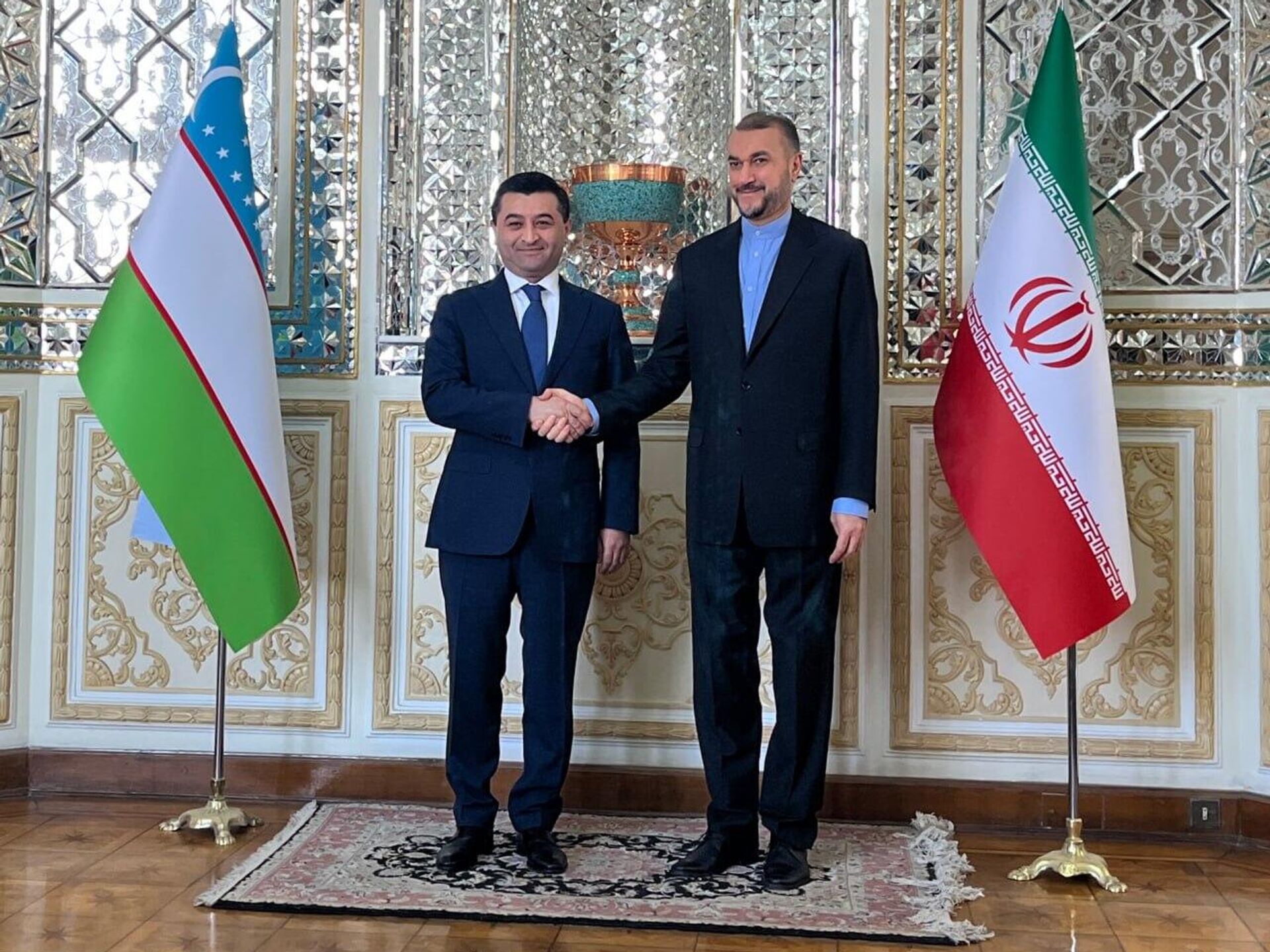 Uzbek FM meets with Iranian Foreign Minister