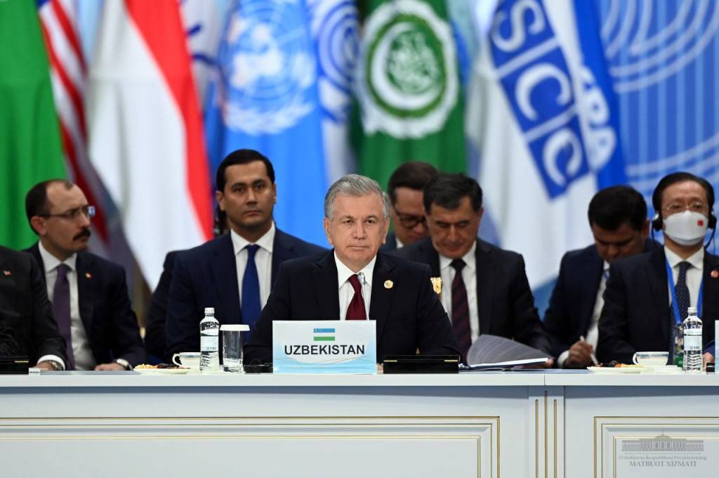 رئیس جمهور ازبکستان جناب آقای شوکت میرضیایف در ششمین نشست کنفرانس تعامل و اقدامات اعتمادسازی در آسیا (CICA) که روز پنجشنبه در شهر آستانه برگزار شد، سخنرانی کرد.